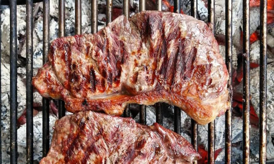 Productores de carne de Argentina anuncian paro de ocho días tras suspensión de exportaciones